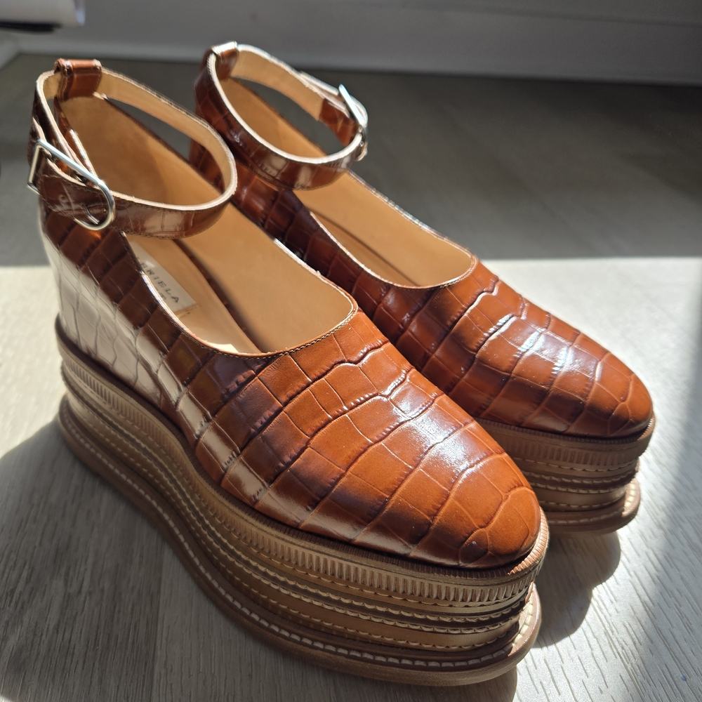 Gabriela Hearst Brown Leather Croc-Embossed Platform Shoes